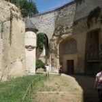 Visite des douves du château de Brézé