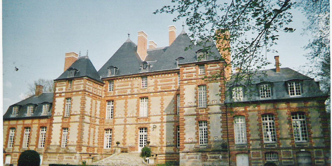 Château de Fleury-la-Forêt