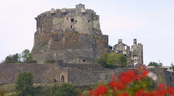 Les ruines du Château de Murol