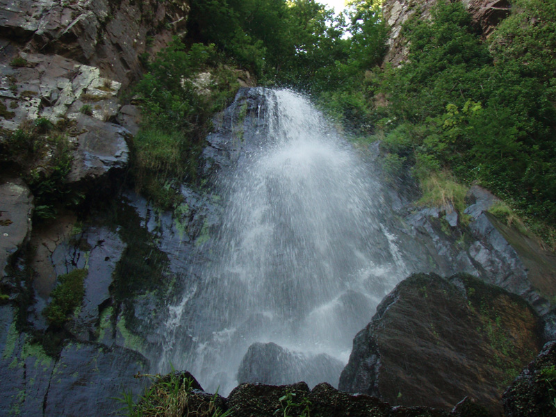 Cascade au Château du Nideck