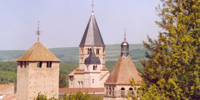 Tours et clochets de Cluny