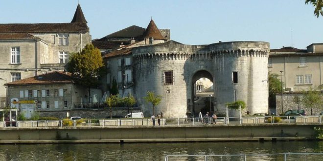 Porte Saint-Jacques de Cognac