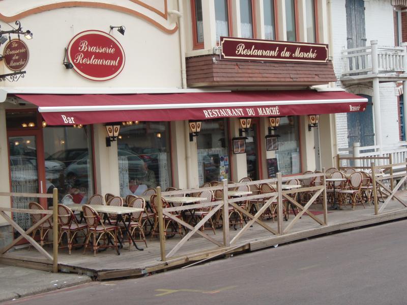 Restaurant au marché au Touquet-Paris-Plage