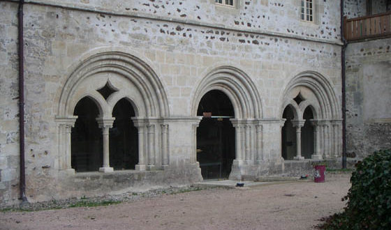 Abbaye Saint-Gilbert