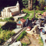 Le jardin ferroviaire à Chatte