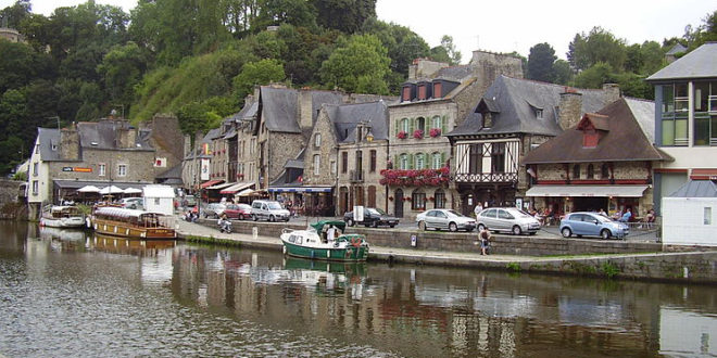 Dinan