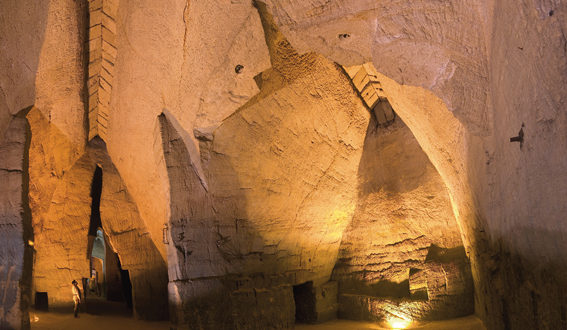 Troglodytes et Sarcophages à Doué-la-Fontaine