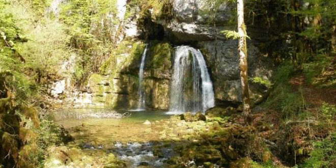 Cascades des Combes dans les Gorges de l'Abime