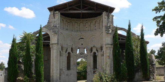 Prieuré Saint-Léonard à L'Ile-Bouchard