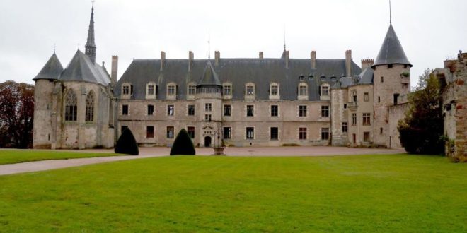 Château de Lapalisse