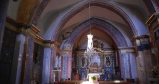 Eglise paroissiale à Montbrun-les-Bains