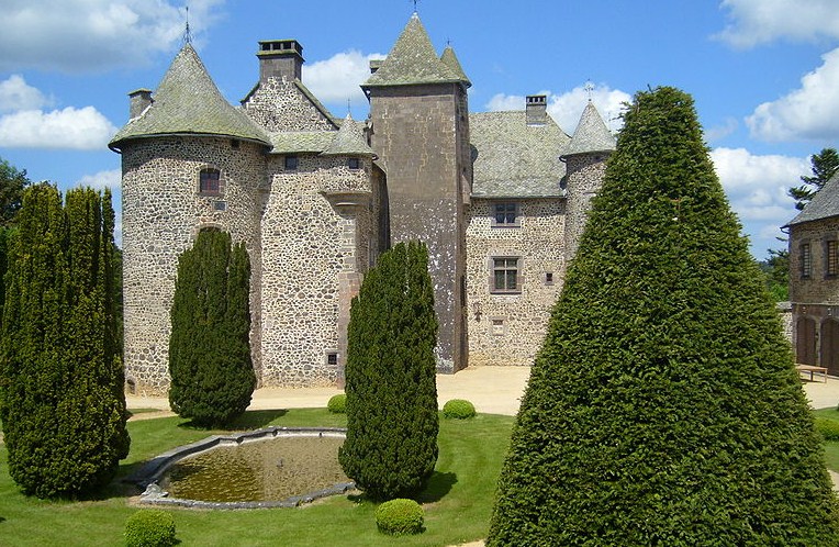 Château de Cordès à Orcival