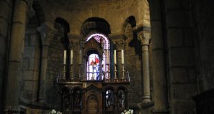 Coeur de l'église St Georges à Riom-ès-Montagnes