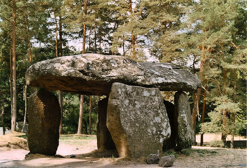 Dolmen de Saint-Nectaire