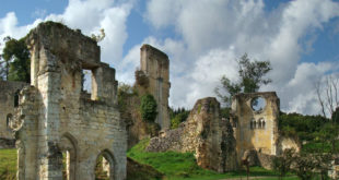 Ruines de l'Abbaye de Mortemer