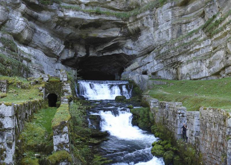 Jusqsu'à la source de la Loue