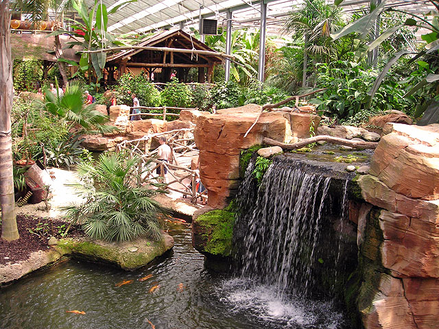 Une serre du Pairi Daiza