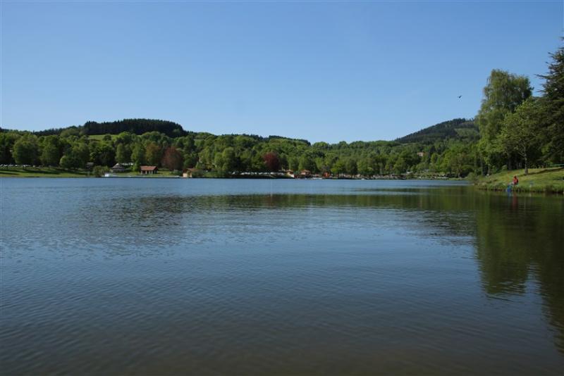 Plan d'eau de Prades près de Saint-Rémy-sur-Durolle