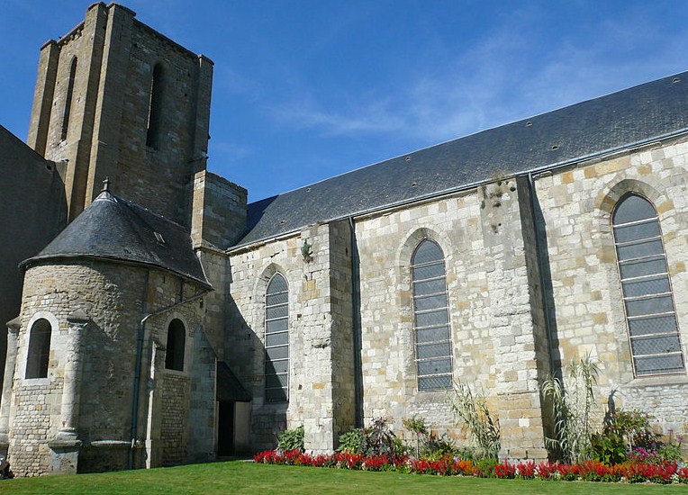 Collégiale Saint Georges à Pithiviers