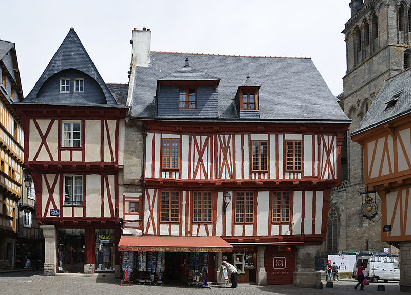 Place Henry IV à Vannes