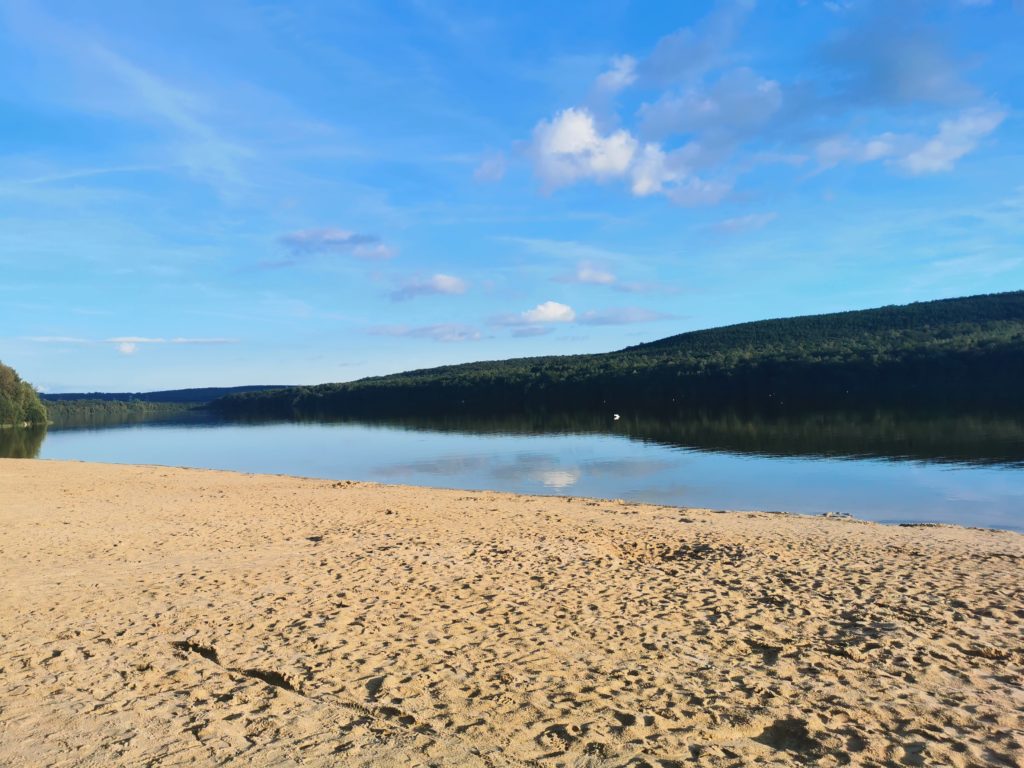 Plage du lac des Forges