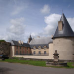 Le château de Villeneuve-Lembron.