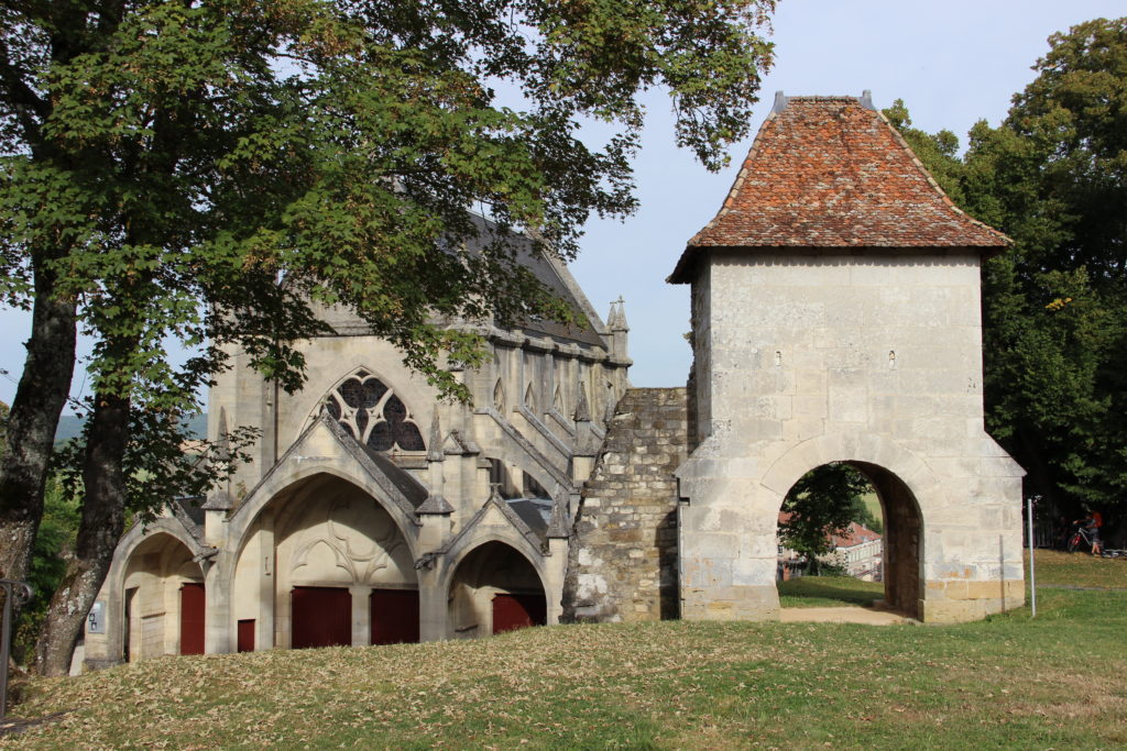 La chapelle castrale et la Porte de France à Vaucouleurs