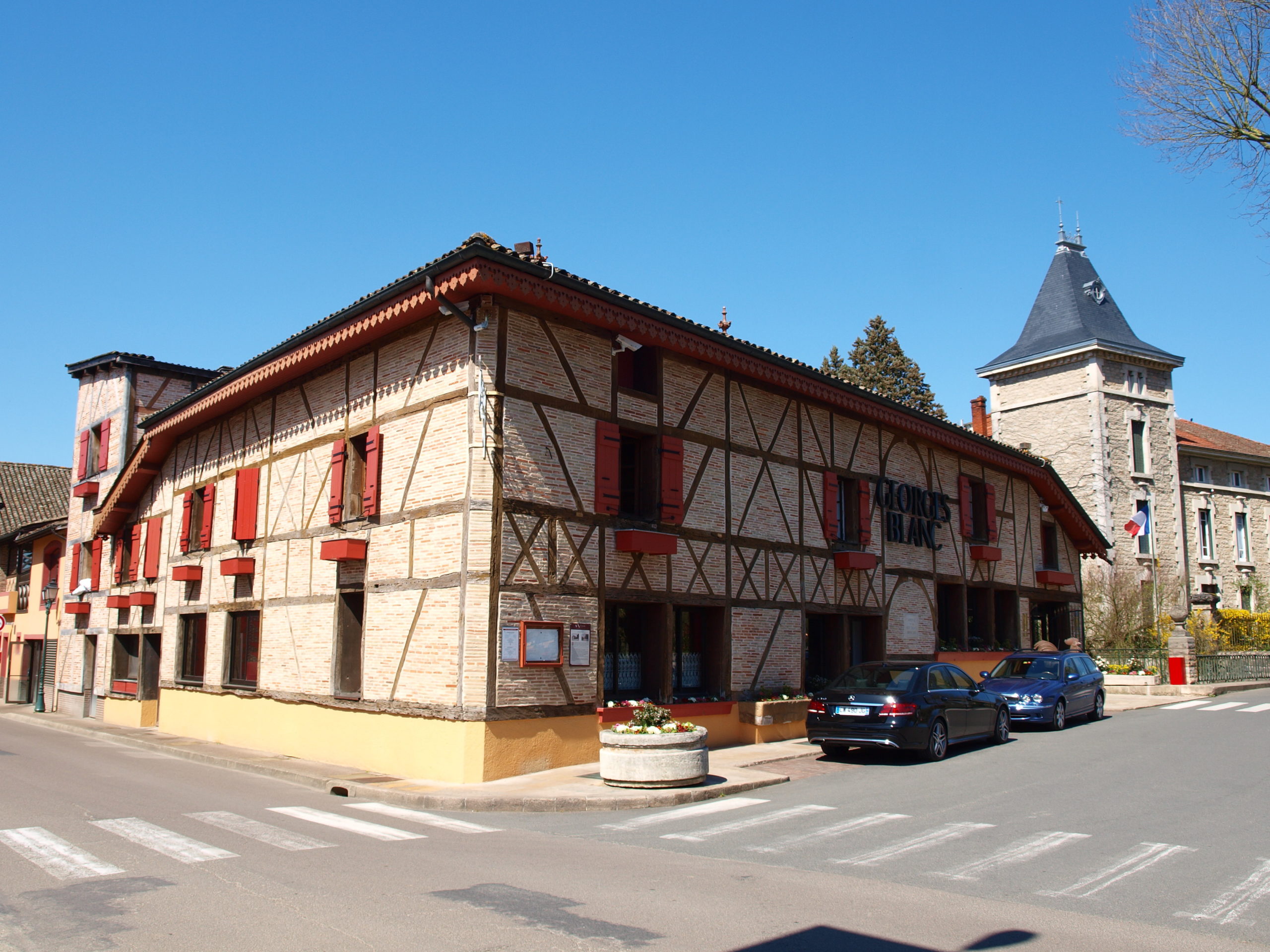 Entrée du restaurant Georges Blanc à Vonnas