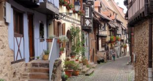 Rue des remparts de Eguisheim