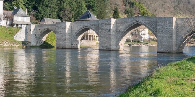 Pont d'Entraygues-sur-Truyère