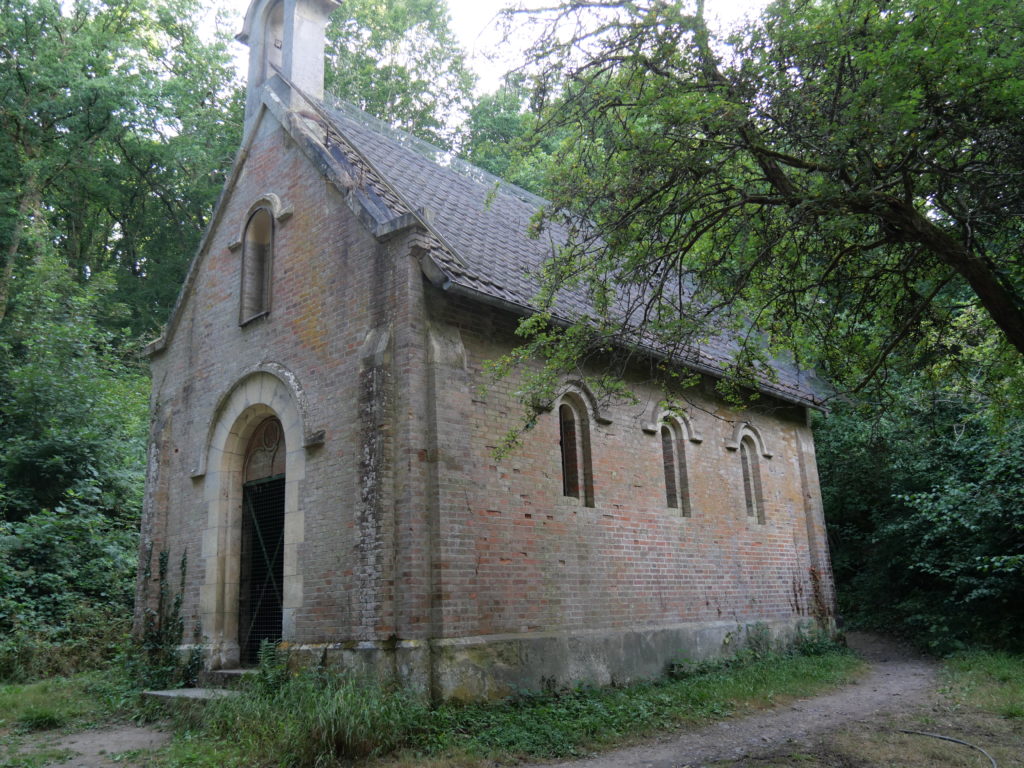 Chapelle Sainte-Anne dans la Forêt de Grimbosq