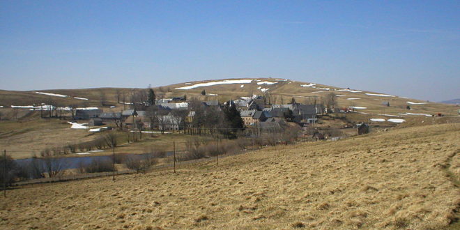 Le Lac d'en bas près de La Godivelle