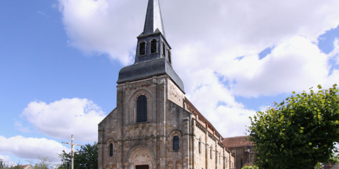 Église Saint-Genès à CHâteaumeillant