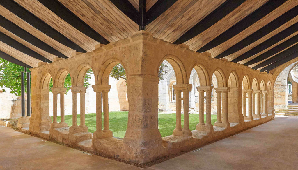 Cloître des Cordeliers à Saint-Emilion