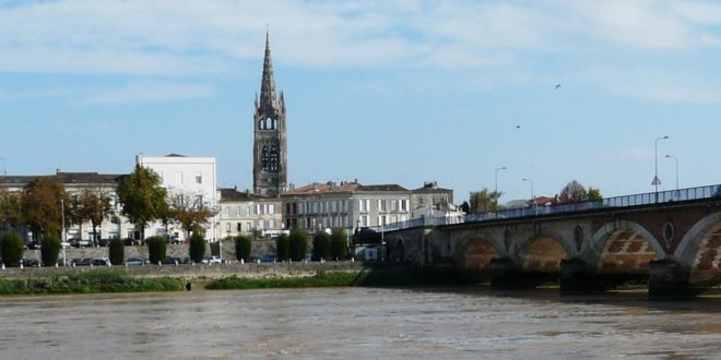 Libourne avec son pont sur la Gironde