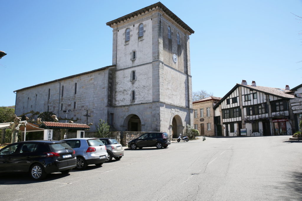 Place d'Ascain