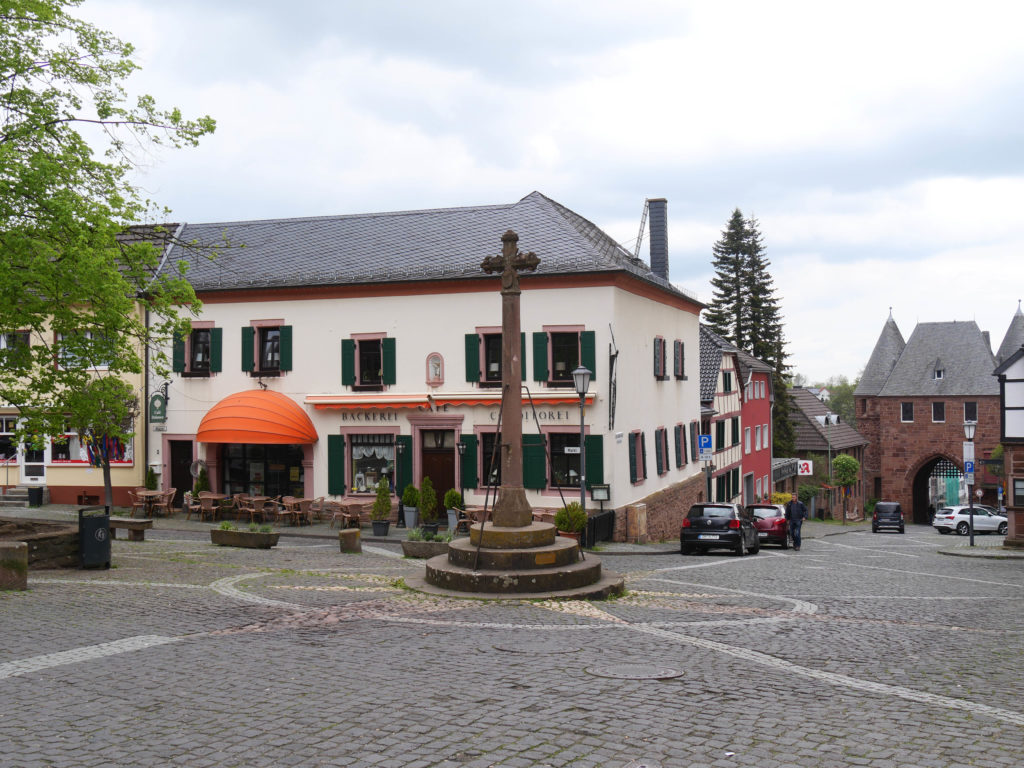 Grand place de Nideggen