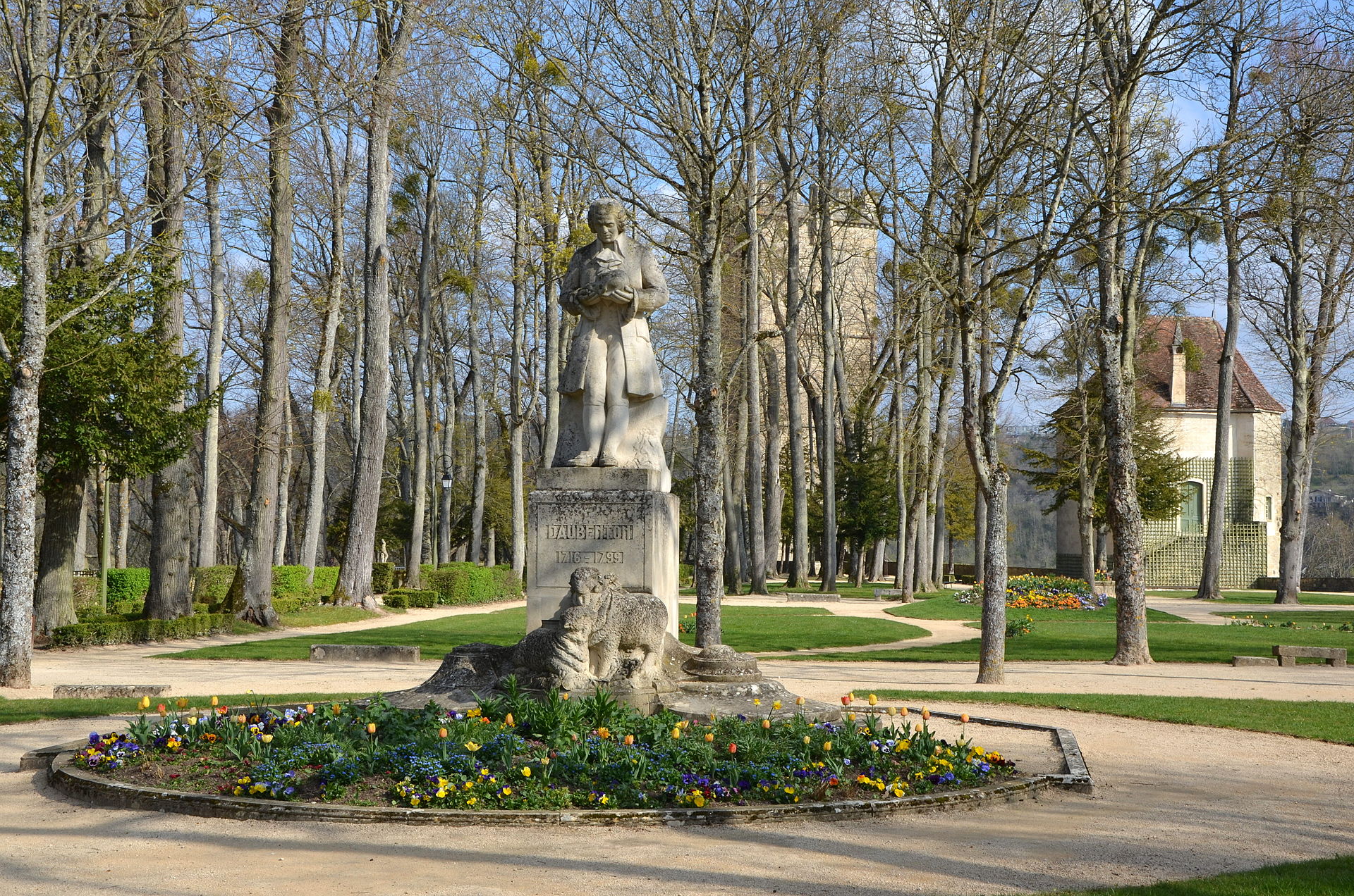Statue du parc de Buffon à Montbard