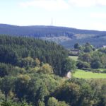 Vue du Haut-Folin depuis le théâtre gallo-romain des Bardiaux.