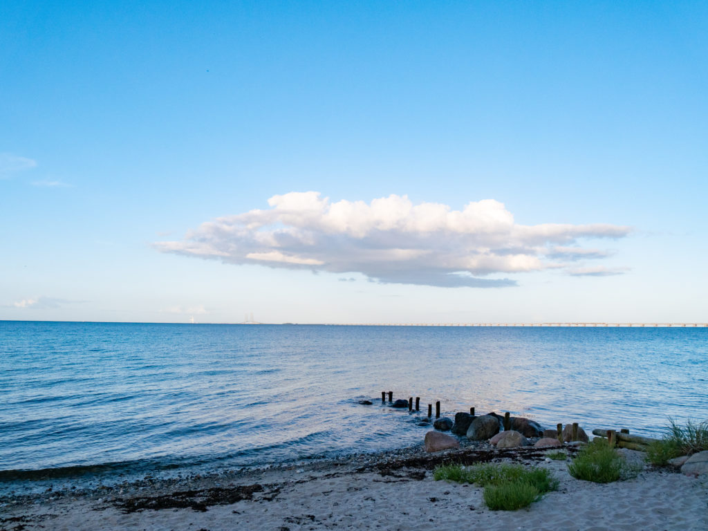 Vue sur le Pont de Storebæltsbroen depuis Nyborg